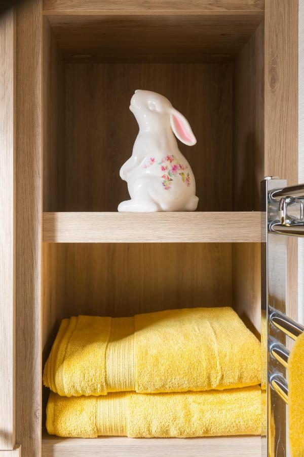 Cottontail Lodge - Hot Tub - Pet Friendly South Cerney Luaran gambar
